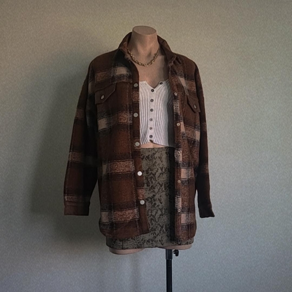 🆕️Pumpkin Patch Collection// Brown shacket - Picture 3 of 3